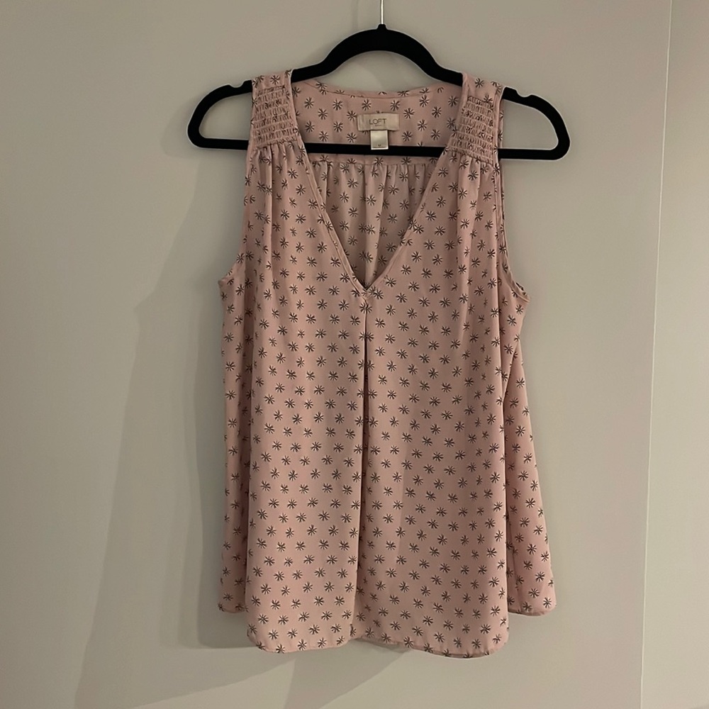 Loft outlet light pink black white patterned blouse size medium